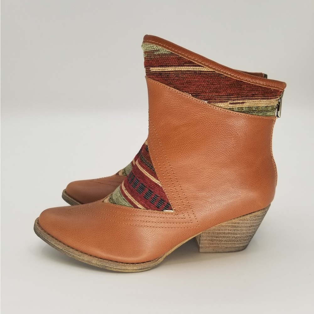 Western booties - wmns sz 8.5